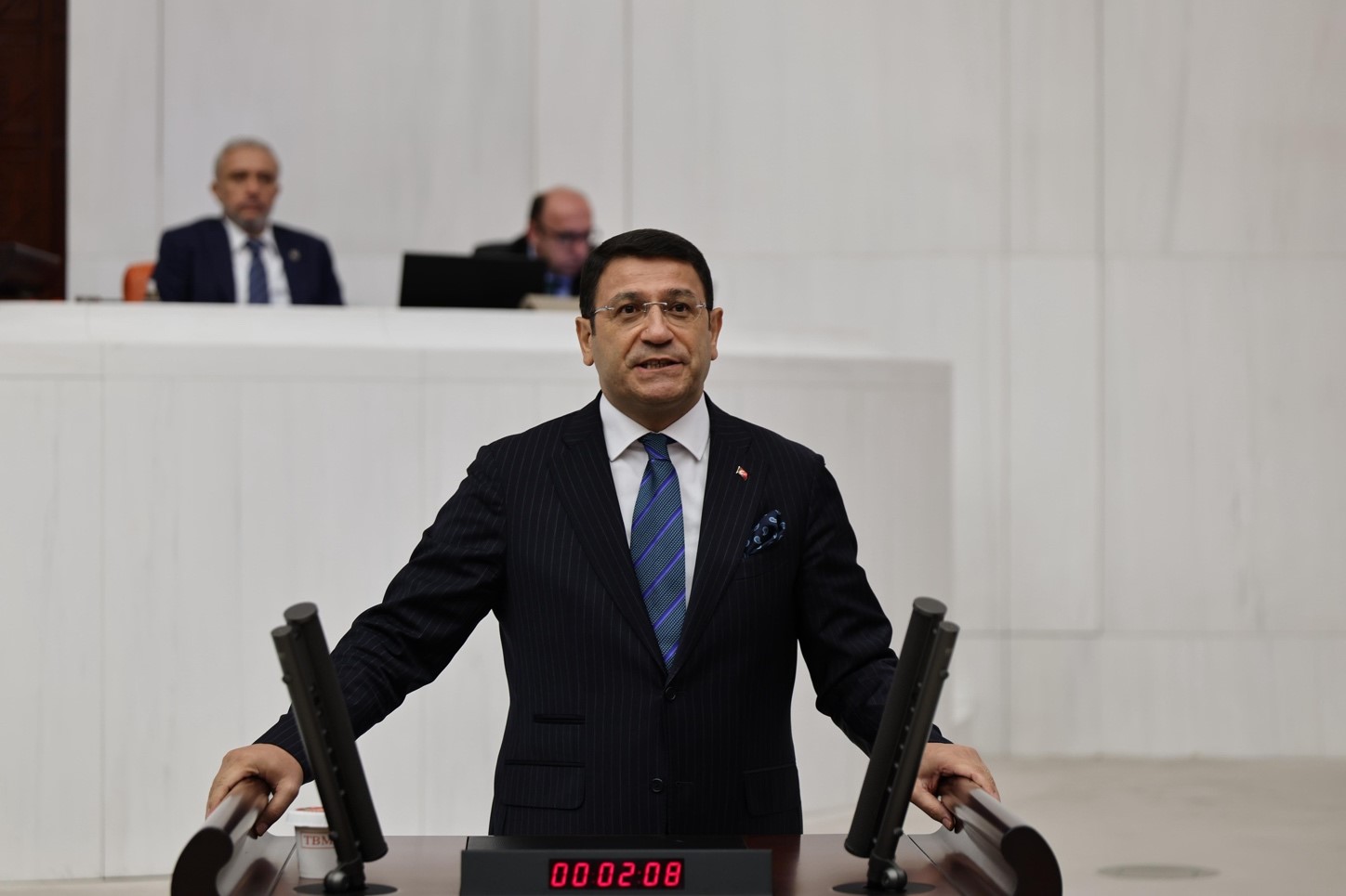 Şahin: Krizi cezaeviyle değil adil bir ödeme düzeniyle çözmek zorundayız Şahin: Krizi cezaeviyle değil adil bir ödeme düzeniyle çözmek zorundayız