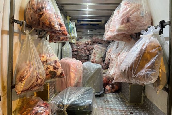 Sakarya’da 2 ton 809 kilogram menşei belirsiz ürün ele geçirildi Sakarya’da 2 ton 809 kilogram menşei belirsiz ürün ele geçirildi