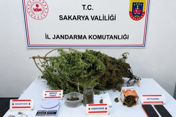 Sakarya’da uyuşturucu operasyonlarında 3 şüpheli tutuklandı