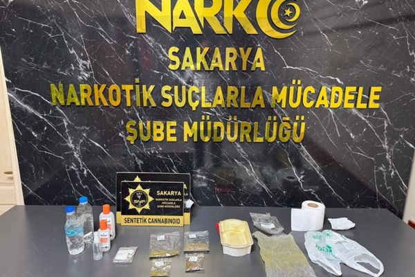 Sakarya’da uyuşturucu operasyonu: 1 şüpheli tutuklandı Sakarya’da uyuşturucu operasyonu: 1 şüpheli tutuklandı