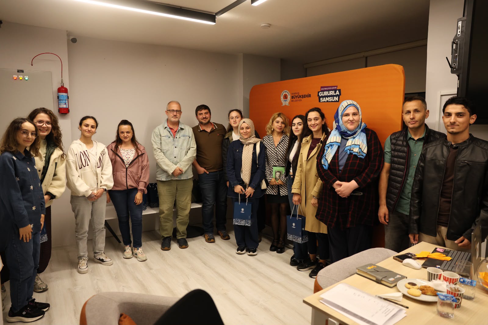 Samsun Büyükşehir Belediyesi’nin kitap kulübü kitapseverleri buluşturuyor Samsun Büyükşehir Belediyesi’nin kitap kulübü kitapseverleri buluşturuyor