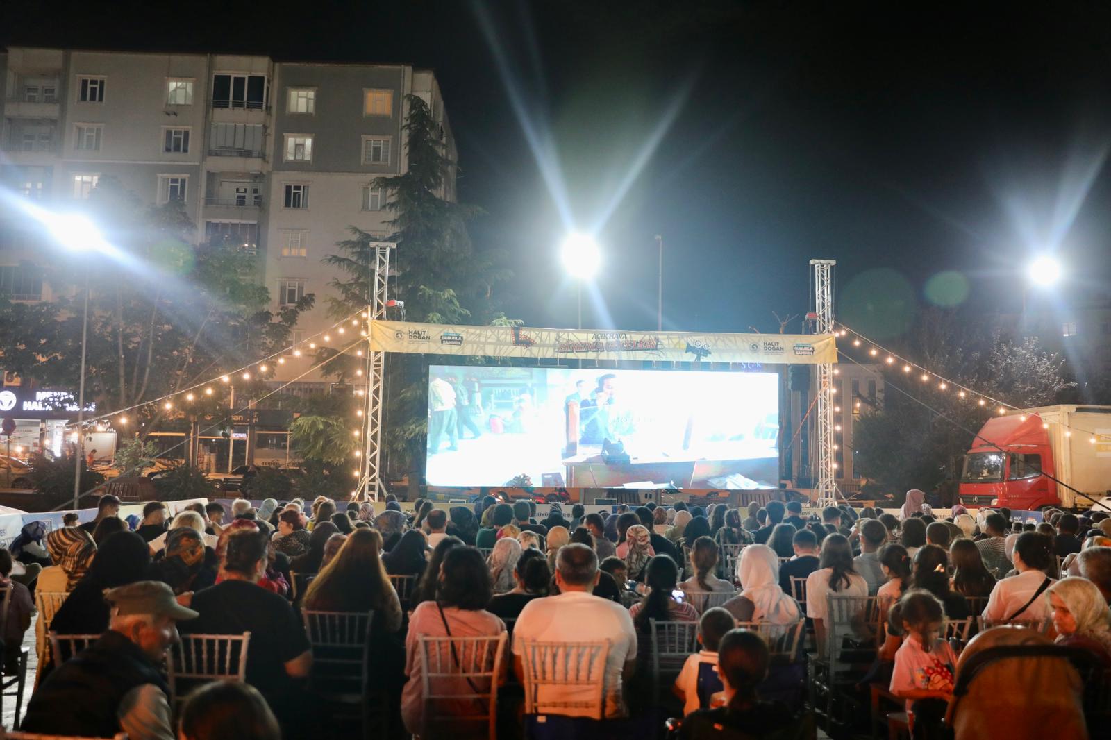 Samsun’da Açık Hava Sinema Geceleri 17 ilçeyi buluşturuyor Samsun’da Açık Hava Sinema Geceleri 17 ilçeyi buluşturuyor