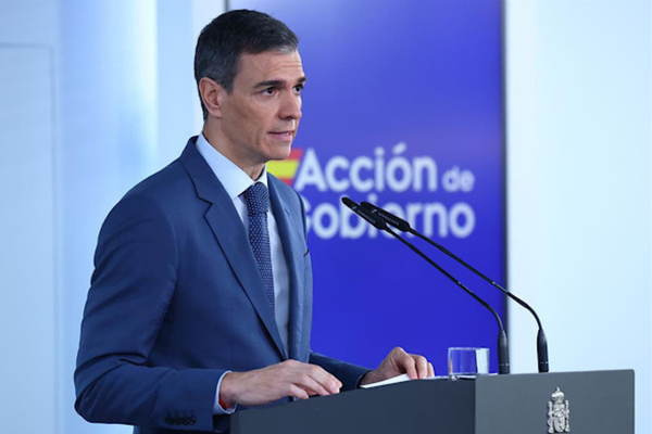 Sanchez: İspanyol uzay sektörü bugün rekor niteliğinde bir dönemden geçiyor Sanchez: İspanyol uzay sektörü bugün rekor niteliğinde bir dönemden geçiyor