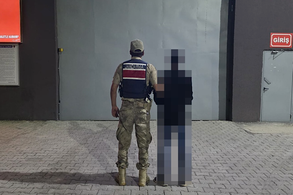 Şanlıurfa’da 10 yıl kesinleşmiş hapis cezası bulunan hükümlü yakalandı