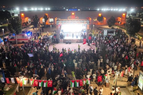 Şanlıurfa’da Filistin konvoyuna destek Şanlıurfa’da Filistin konvoyuna destek