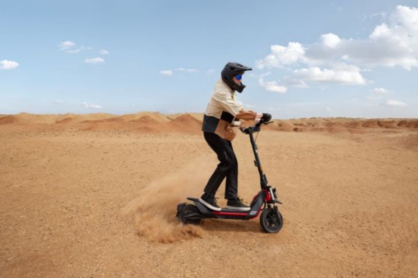 SEGWAY ZT3 Pro, yaz rotalarının Off-Road yol arkadaşı oluyor SEGWAY ZT3 Pro, yaz rotalarının Off-Road yol arkadaşı oluyor