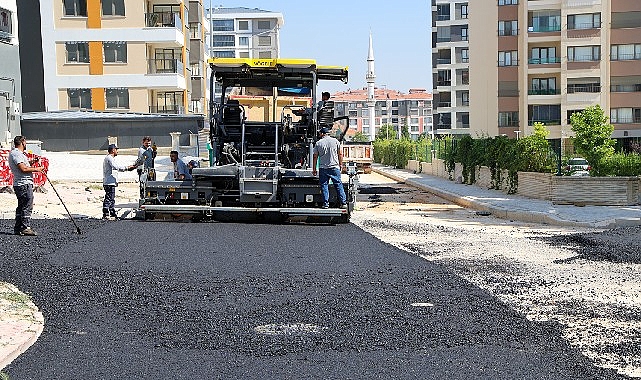 Selçuklu'da yollar yenileniyor ulaşım daha konforlu hale geliyor Selçuklu'da yollar yenileniyor ulaşım daha konforlu hale geliyor