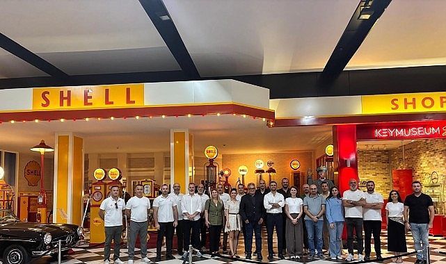 Shell&Turcas Madeni Yağlar, Müşterilerini Otomotiv Tarihine Uzanan Özel Bir Deneyimde Buluşturdu Shell&Turcas Madeni Yağlar, Müşterilerini Otomotiv Tarihine Uzanan Özel Bir Deneyimde Buluşturdu