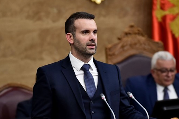 Spajic: Spor için yatırım yapmak gençlerin gelişimine yatırım yapmaktır Spajic: Spor için yatırım yapmak gençlerin gelişimine yatırım yapmaktır
