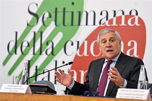 Tajani: İtalya, Kiev'i kararlılıkla desteklemeye devam edecektir Tajani: İtalya, Kiev'i kararlılıkla desteklemeye devam edecektir