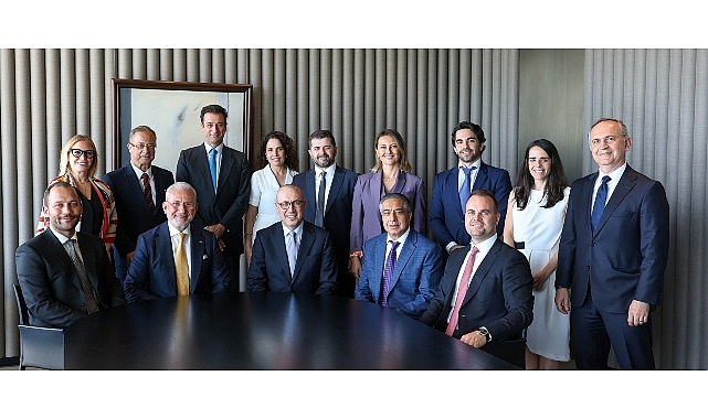 Tosyalı, 1,2 GW'lık GES yatırımının ilk fazı için Banco Bilbao Vizcaya Argentaria, S.A. (BBVA)'dan 187 milyon euro tutarında finansman sağladı Tosyalı, 1,2 GW'lık GES yatırımının ilk fazı için Banco Bilbao Vizcaya Argentaria, S.A. (BBVA)'dan 187 milyon euro tutarında finansman sağladı