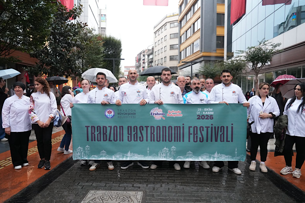 Trabzon Gastronomi Festivali öncesinde kortej yürüyüşü düzenlendi Trabzon Gastronomi Festivali öncesinde kortej yürüyüşü düzenlendi