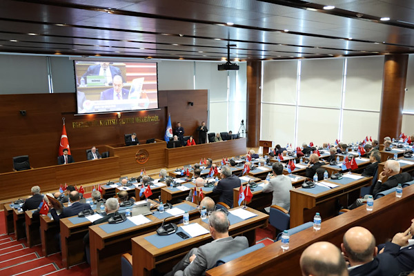 Trabzon'da raylı sistem ve Uzunkum Yaşam Alanı projeleri meclis gündeminde Trabzon'da raylı sistem ve Uzunkum Yaşam Alanı projeleri meclis gündeminde