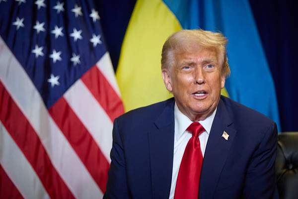 Trump, Beyaz Saray'daki askeri kompleks kararını Yüksek Mahkeme'ye taşıyacak Trump, Beyaz Saray'daki askeri kompleks kararını Yüksek Mahkeme'ye taşıyacak