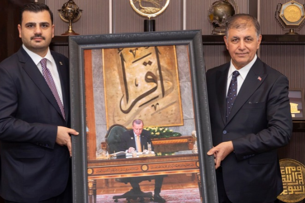 Tugay: İzmir’in 30 ilçesine hizmet etmeye devam edeceğiz Tugay: İzmir’in 30 ilçesine hizmet etmeye devam edeceğiz