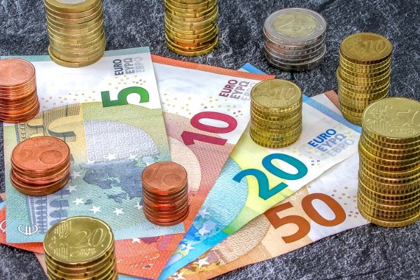 Turcas Holding’in 750 milyon TL’lik kar payı hesabına geçti