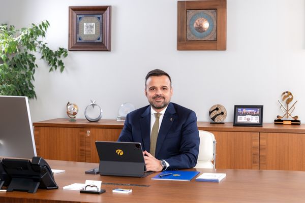 Turkcell Genel Müdürü Ali Taha Koç ikinci kez GSMA Yönetim Kurulu’na seçildi Turkcell Genel Müdürü Ali Taha Koç ikinci kez GSMA Yönetim Kurulu’na seçildi