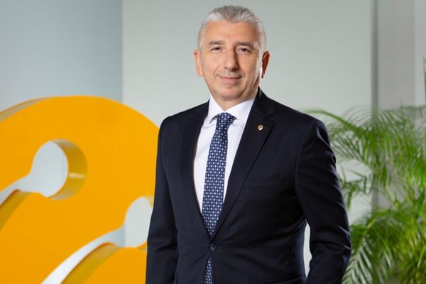 Turkcell Platinum’lular yurt dışında tarifelerini 15 gün ücretsiz kullanabilecek Turkcell Platinum’lular yurt dışında tarifelerini 15 gün ücretsiz kullanabilecek