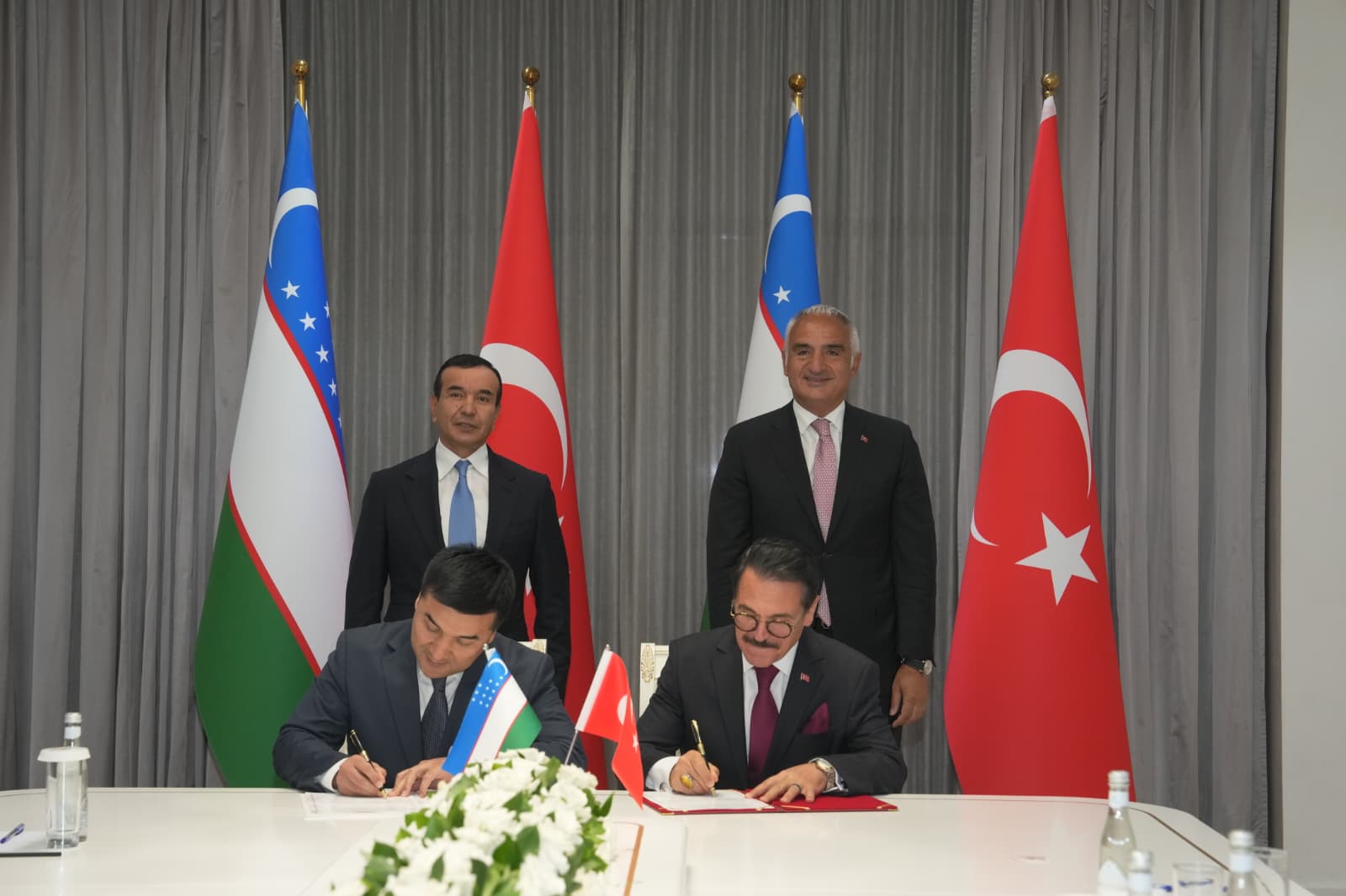 Türkiye ile Özbekistan arasında kültür alanında mutabakat imzalandı Türkiye ile Özbekistan arasında kültür alanında mutabakat imzalandı