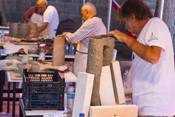 Uluslararası İzmir Seramik Çalıştayı başladı Uluslararası İzmir Seramik Çalıştayı başladı