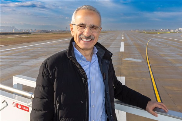 Uraloğlu: 2,3 trilyon dolarla 6 bin 739 İyidere Lojistik Limanı yapılabilirdi