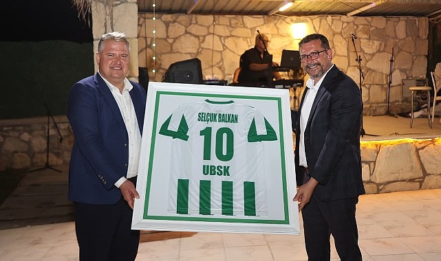 Urla Belediyesi Spor Kulübü'nden Yeni Sezon Öncesi Birlik ve Dayanışma Gecesi Urla Belediyesi Spor Kulübü'nden Yeni Sezon Öncesi Birlik ve Dayanışma Gecesi