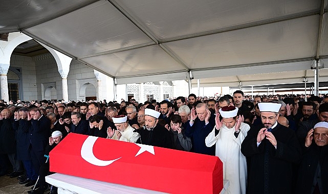 Üsküdar Belediye Başkan Vekilimiz Dündar Ziya Gültekin Dualarla Son Yolculuğuna Uğurlandı Üsküdar Belediye Başkan Vekilimiz Dündar Ziya Gültekin Dualarla Son Yolculuğuna Uğurlandı