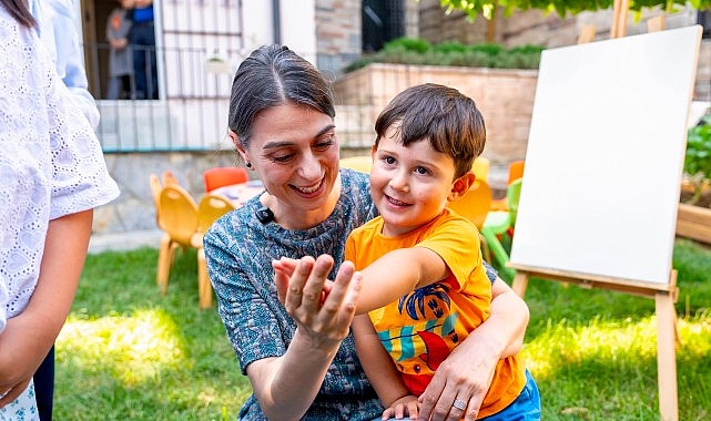 Üsküdar'da Özel Çocuklar Yaz Atölyelerinde Sosyalleşmenin ve Paylaşmanın Keyfini Yaşadı Üsküdar'da Özel Çocuklar Yaz Atölyelerinde Sosyalleşmenin ve Paylaşmanın Keyfini Yaşadı