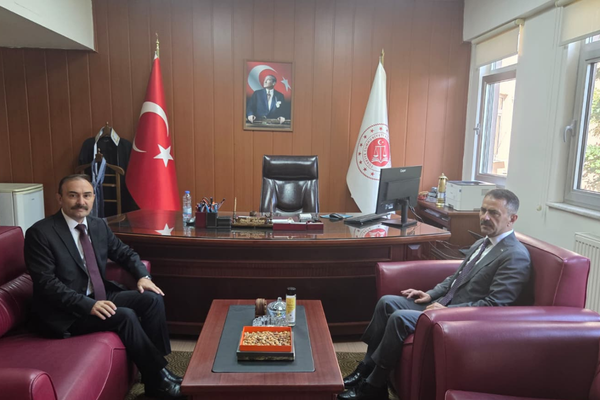 Vali Aktaş’tan İdare Mahkemesi Başkanı Onur’a adli yıl ziyareti Vali Aktaş’tan İdare Mahkemesi Başkanı Onur’a adli yıl ziyareti