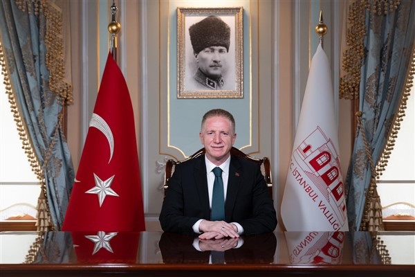 Vali Gül, gazi Taşkın ve ailesini ziyaret etti Vali Gül, gazi Taşkın ve ailesini ziyaret etti
