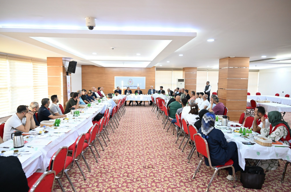 Vali Yavuz: Malatya’nın gündemi üretim, ihracat ve istihdam olmalı Vali Yavuz: Malatya’nın gündemi üretim, ihracat ve istihdam olmalı