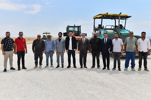 Van Sahil Yolu Projesi'nde çalışmalar sürüyor
Van Sahil Yolu Projesi'nde çalışmalar sürüyor