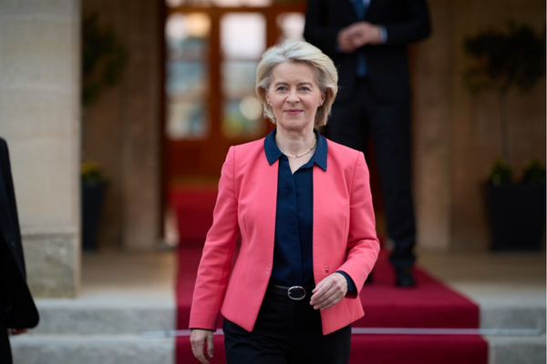 Von der Leyen: Avrupa'nın sosyal modeli kim olduğumuzu tanımlar Von der Leyen: Avrupa'nın sosyal modeli kim olduğumuzu tanımlar