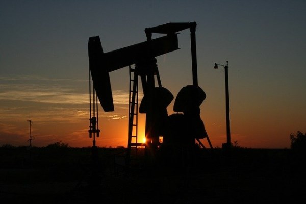 Warsh sonrası faiz baskısı arttı, petrol Wall Street’i zorluyor Warsh sonrası faiz baskısı arttı, petrol Wall Street’i zorluyor