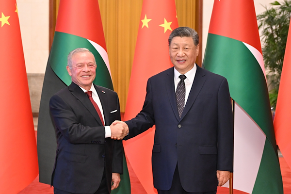 Xi Jinping Ürdün Kralı II. Abdullah ile Beijing’de görüştü Xi Jinping Ürdün Kralı II. Abdullah ile Beijing’de görüştü