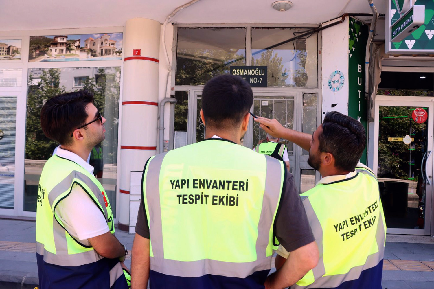 Yalova’da 20 bin bina deprem riski için inceleniyor Yalova’da 20 bin bina deprem riski için inceleniyor