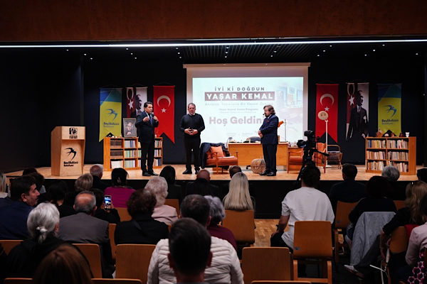 Yaşar Kemal doğum gününde Beylikdüzü’nde anıldı Yaşar Kemal doğum gününde Beylikdüzü’nde anıldı