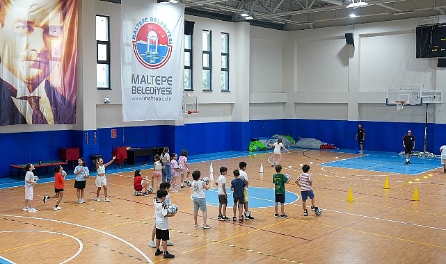 Yaz Okulu'nda futsal ve masa tenisi dersleri başladı Yaz Okulu'nda futsal ve masa tenisi dersleri başladı