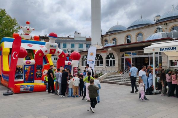 Yaz tatili “camiye gidiyoruz” programlarıyla değerlendirildi Yaz tatili “camiye gidiyoruz” programlarıyla değerlendirildi