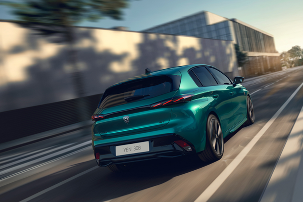 Yeni PEUGEOT 308 Türkiye’de yollara çıktı Yeni PEUGEOT 308 Türkiye’de yollara çıktı