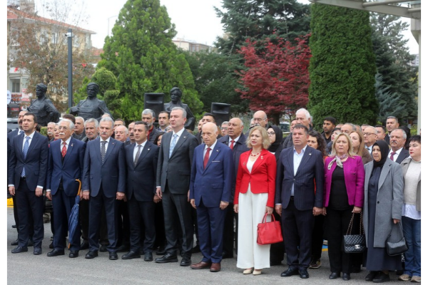 Yenimahalle'de Cumhuriyet’in 103’üncü yılı kutlandı Yenimahalle'de Cumhuriyet’in 103’üncü yılı kutlandı