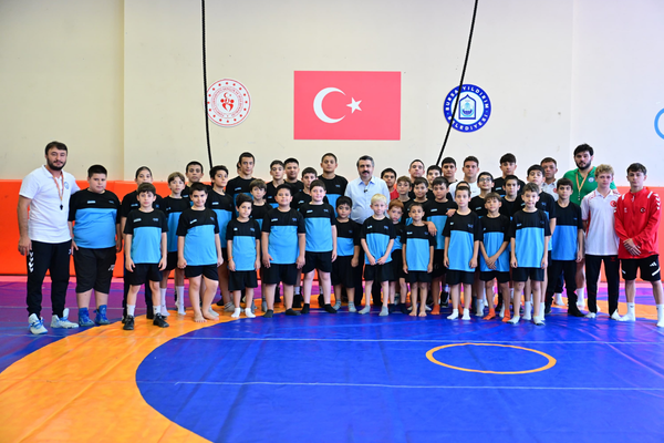 Yıldırım Belediyesi Yaz Spor Okulları'nda üçüncü dönem kayıtları başladı Yıldırım Belediyesi Yaz Spor Okulları'nda üçüncü dönem kayıtları başladı