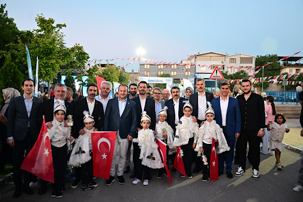 Yıldırım’da 700 çocuk için Sünnet Şöleni düzenlendi Yıldırım’da 700 çocuk için Sünnet Şöleni düzenlendi