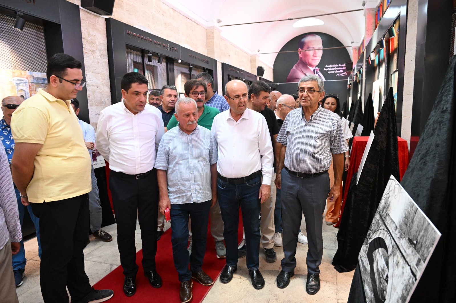 Zaferin İzinden fotoğraf sergisi Kırşehir’de açıldı Zaferin İzinden fotoğraf sergisi Kırşehir’de açıldı