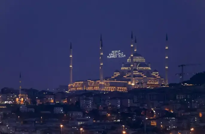 2025 Ramazan imsakiyesi yaklaşıyor: Regaip Kandili ve oruçla manevi hazırlık başlıyor