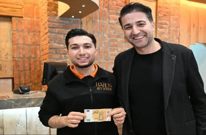 50 Euro bahşiş veren turist ertesi gün geri istedi