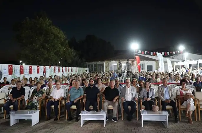 8. Edremit Kitap Fuarı'nın ikinci günü dolu dolu geçti