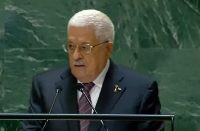 Abbas: Filistin heyetine yönelik vize kısıtlamalarını reddediyoruz