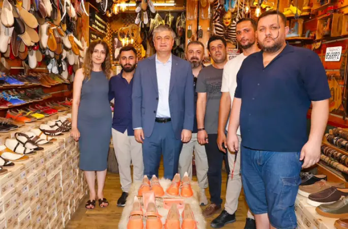 Adana Valisi Yavuz, Seyhan'da esnaf ve vatandaşlarla buluştu