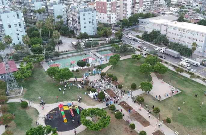 Akbelen Mahallesi'ne yeni spor sahaları ve modern park